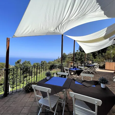 Le Ginestre 4* Чефалу