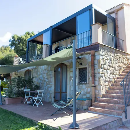 Le Ginestre 4* Чефалу