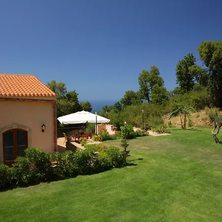 Bed and Breakfast Le Ginestre 4*