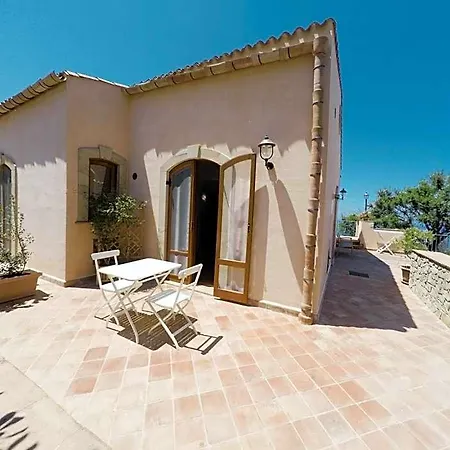 Le Ginestre Bed and breakfast Cefalú