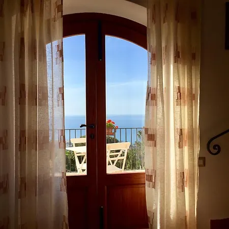 Couette-café Le Ginestre Cefalù