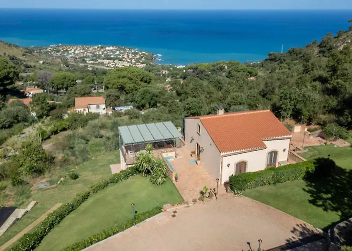 Bed and Breakfast Le Ginestre 4*