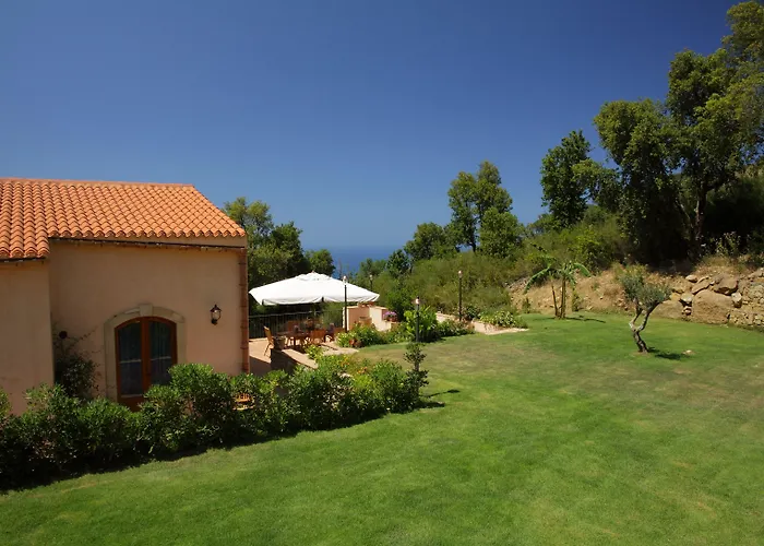 Bed and Breakfast Le Ginestre 4*